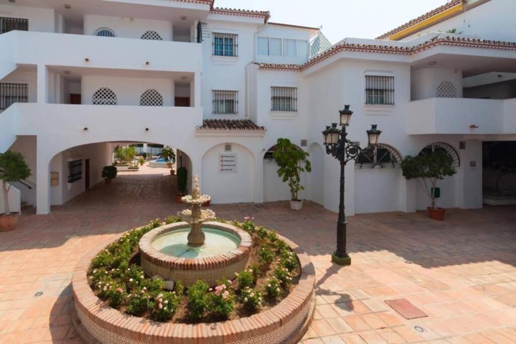 Macas Apartment Parque De La Paloma Pueblo Quinta Benalmadena Con Vistas Al Mar Piscina Y A 3 Minutos De La Playa Екстериор снимка