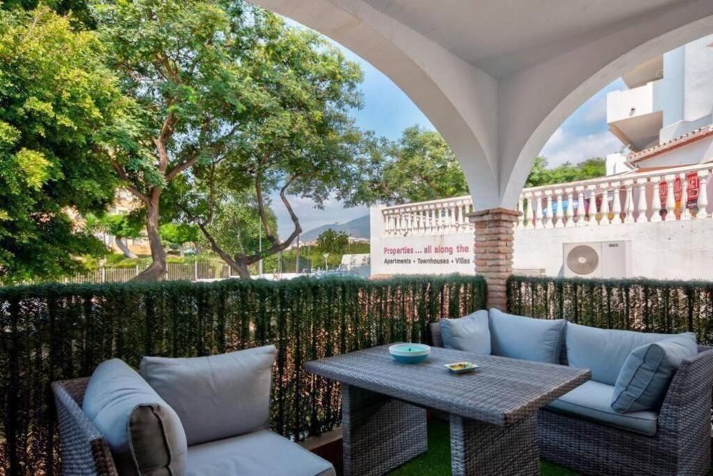 Macas Apartment Parque De La Paloma Pueblo Quinta Benalmadena Con Vistas Al Mar Piscina Y A 3 Minutos De La Playa Екстериор снимка